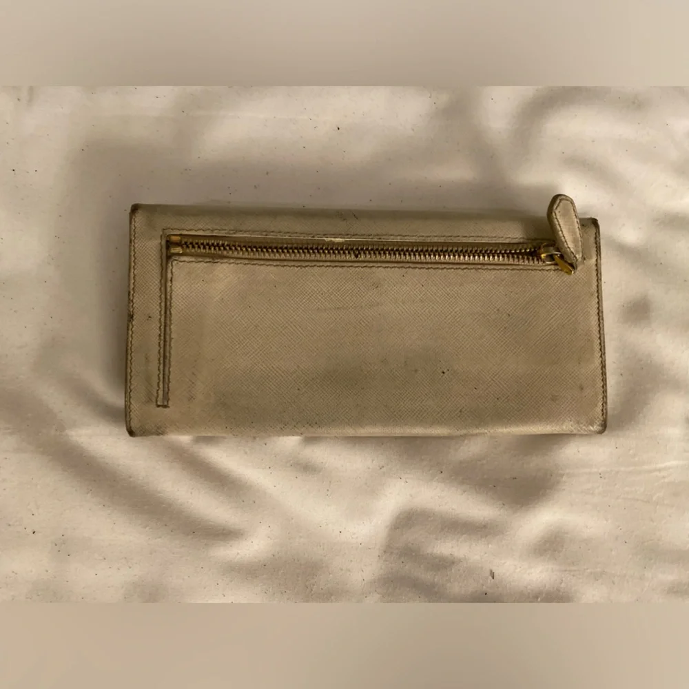 Prada long wallet - Picture 2 of 6